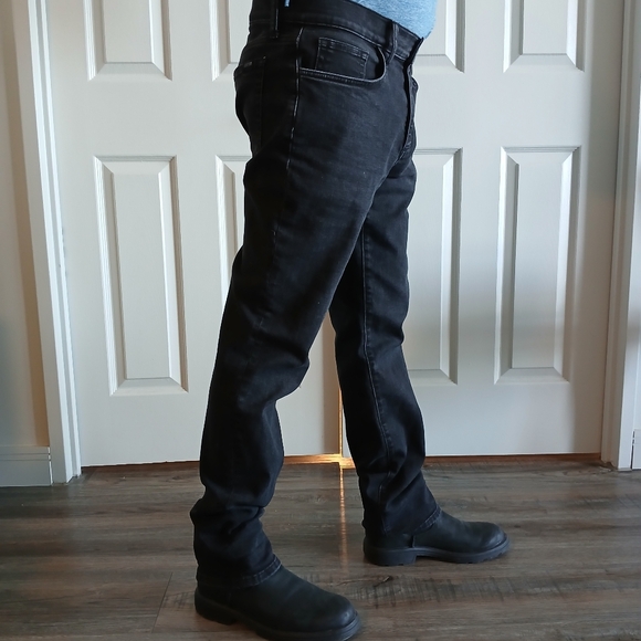 Joe's Jeans Asher Slim Straight Faded Black 30 Waist and 31 Inseam EUC - Picture 9 of 11